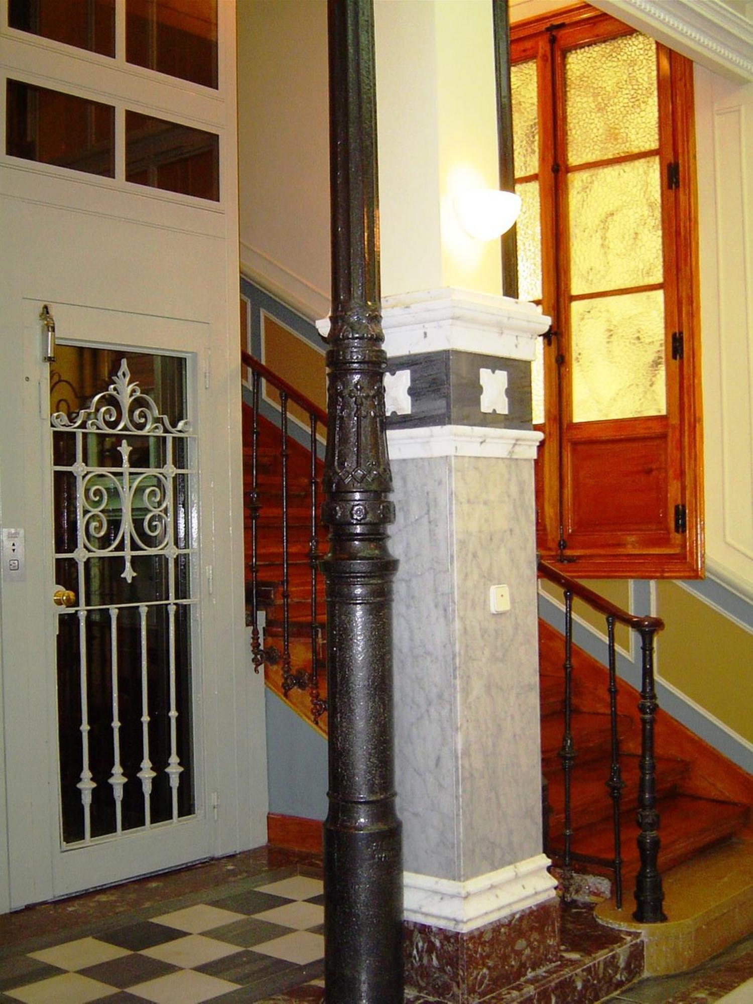 Hostal La Fontana Madryt Zewnętrze zdjęcie
