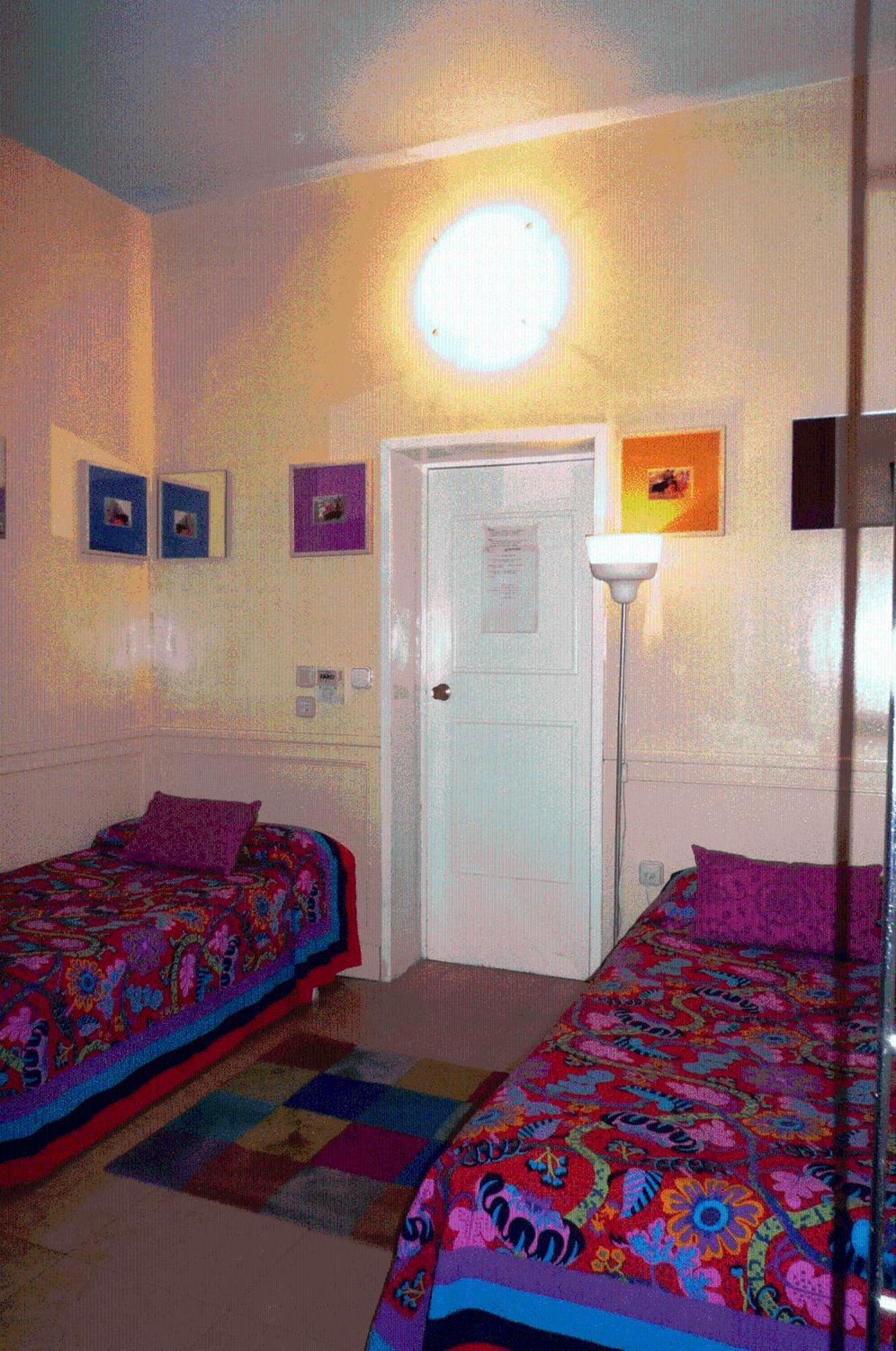 Hostal La Fontana Madryt Zewnętrze zdjęcie