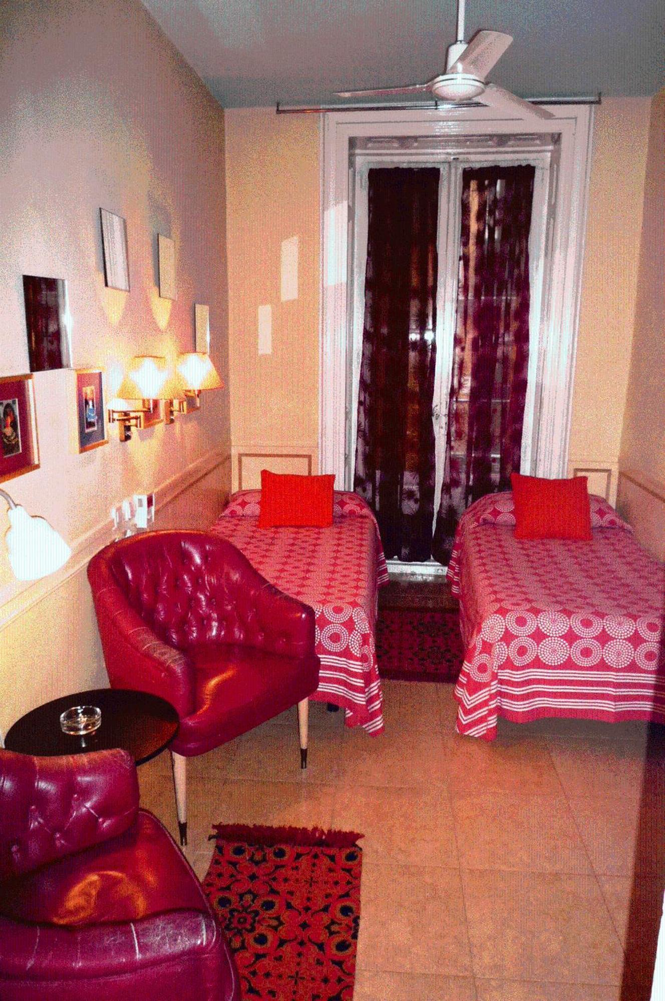 Hostal La Fontana Madryt Zewnętrze zdjęcie