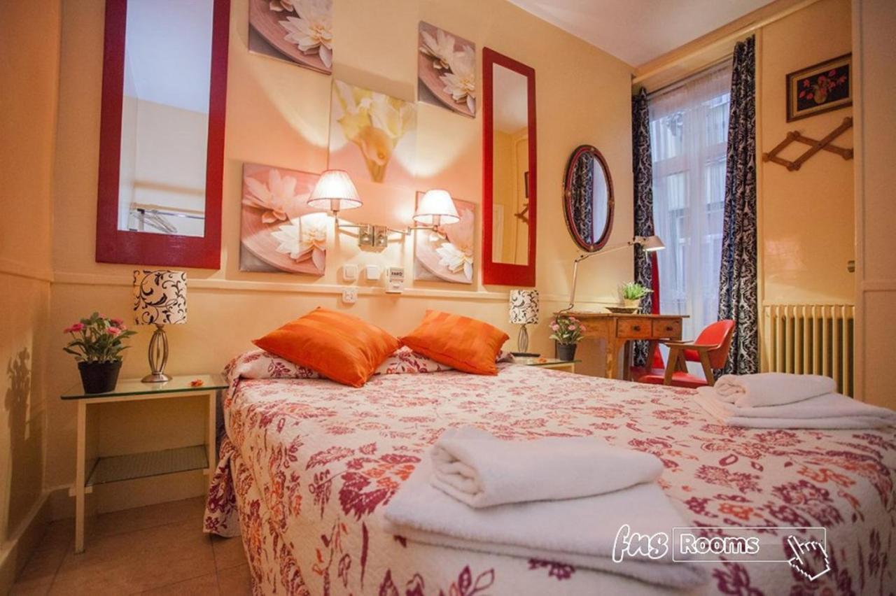 Hostal La Fontana Madryt Zewnętrze zdjęcie