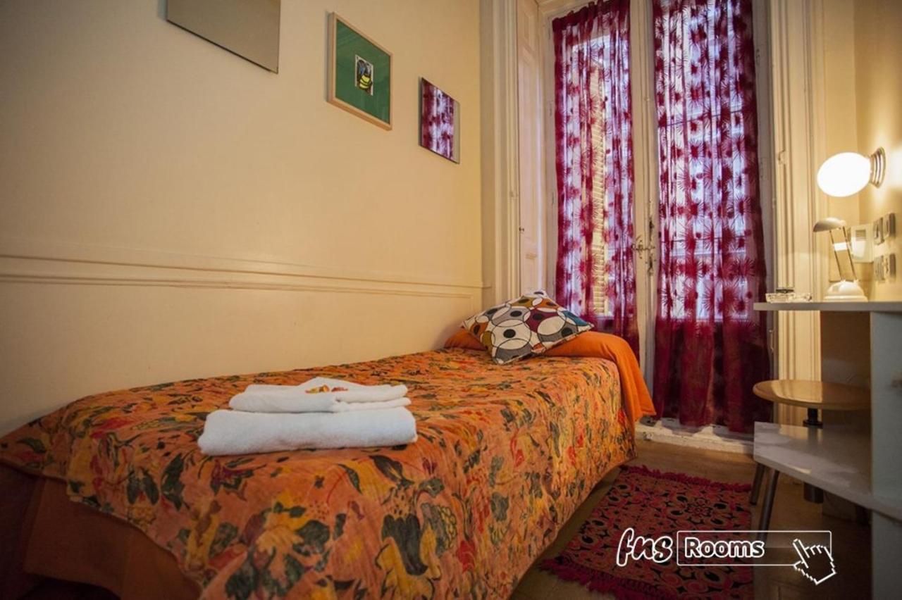 Hostal La Fontana Madryt Zewnętrze zdjęcie